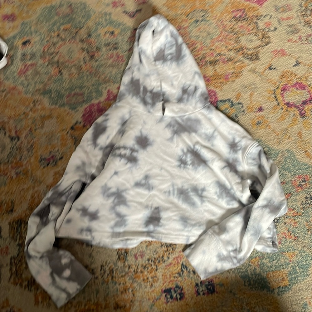 Tie dye cropped hoodie